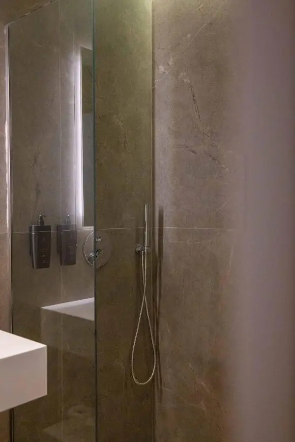 Tris3 Hotel