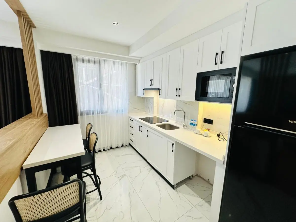 Rose Point Residence