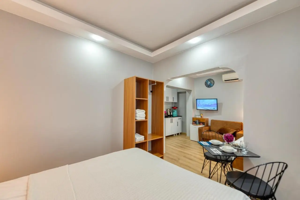 Pio Apart Hotel