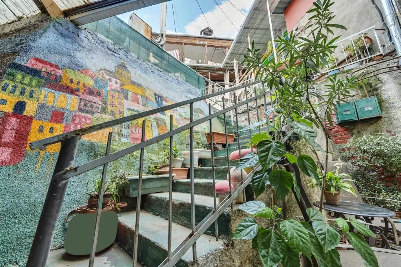 House 52 Boutique Hotel