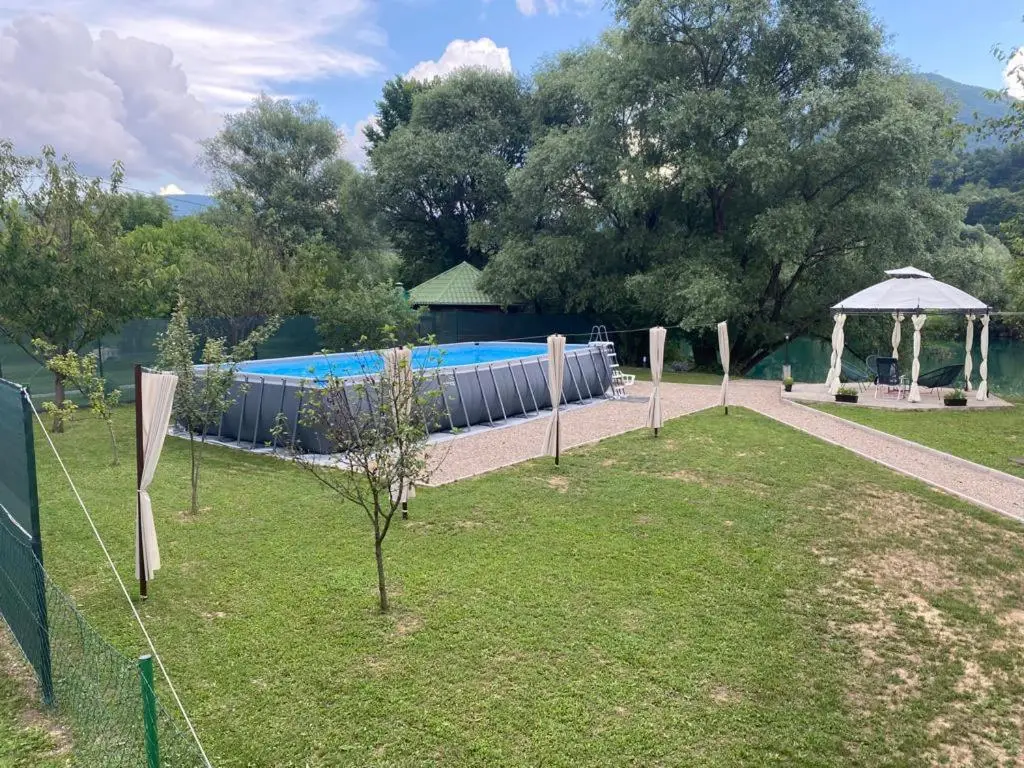 Unna-E Luxury House