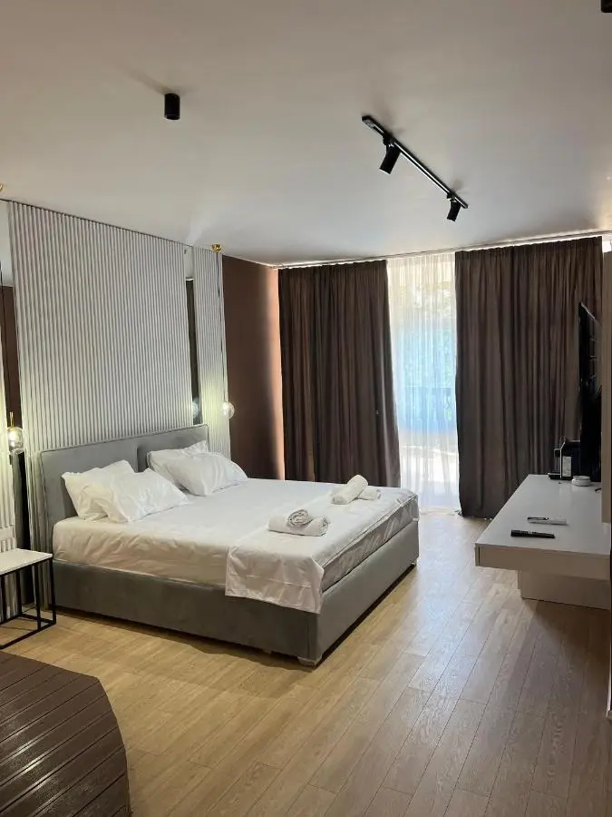 Capital Suites Center