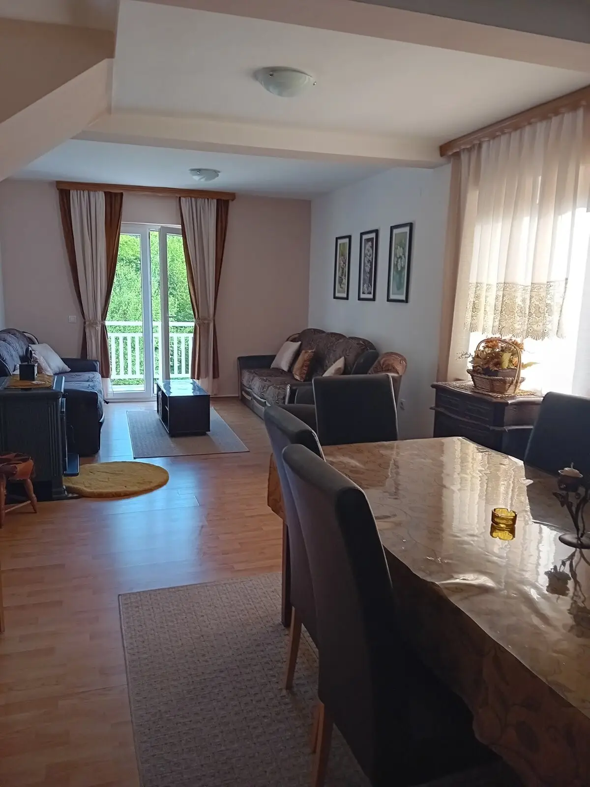 Entire 3 floor house