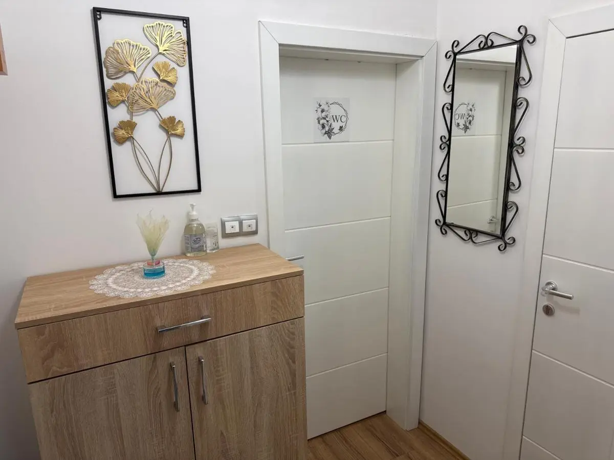 Apartmani Hrastik 1