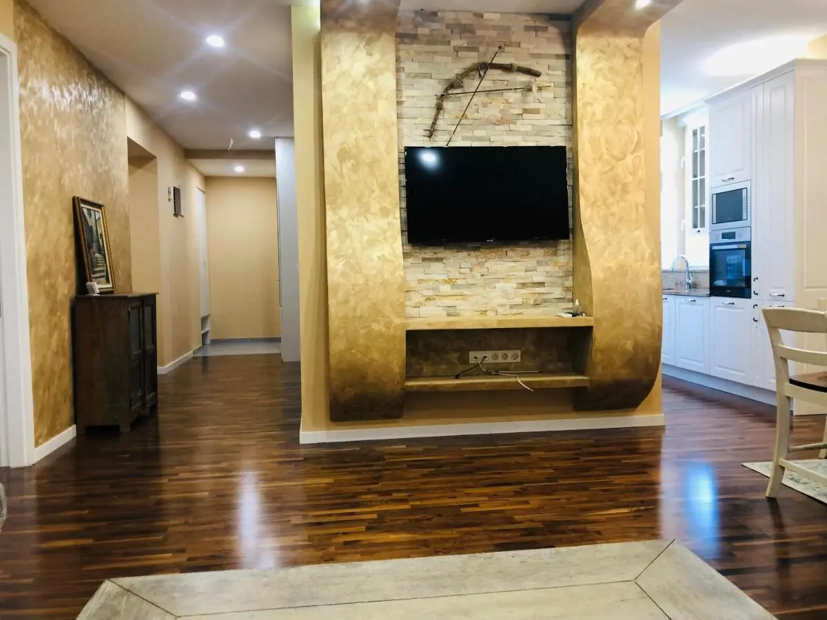 Swiss Central Luxury Apartment 132m2
