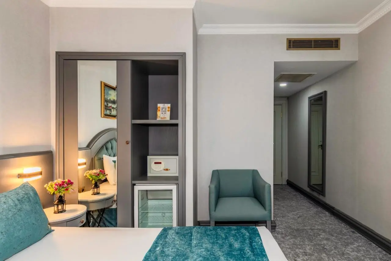 Tilia Hotel