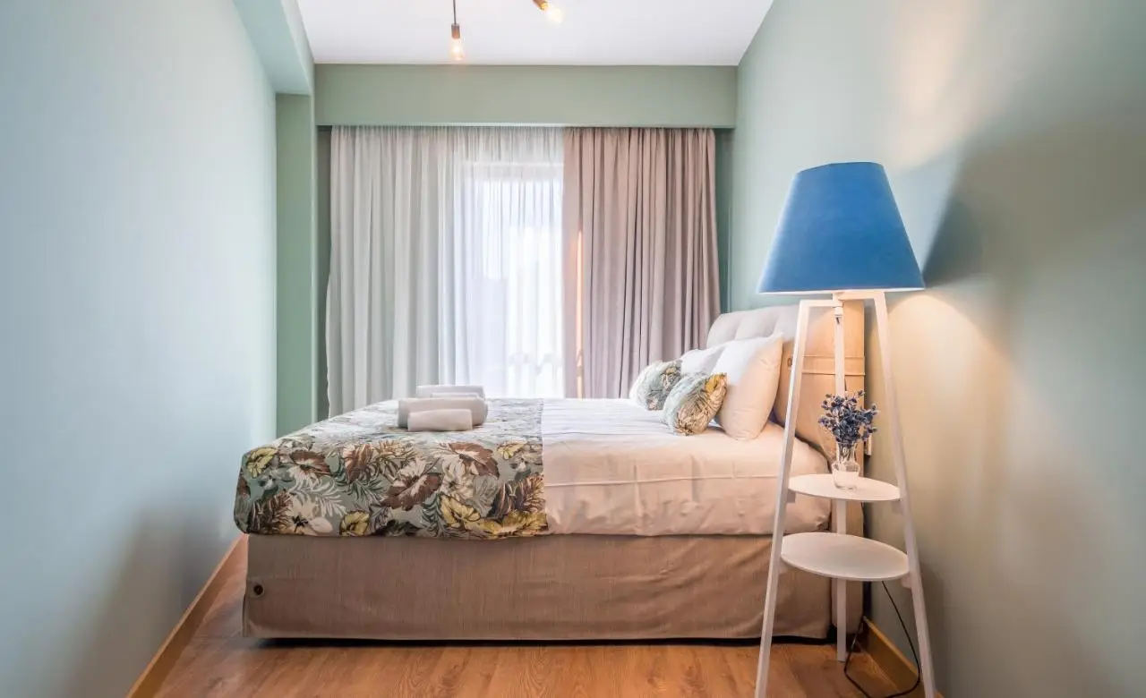 NEO Skyview Suites
