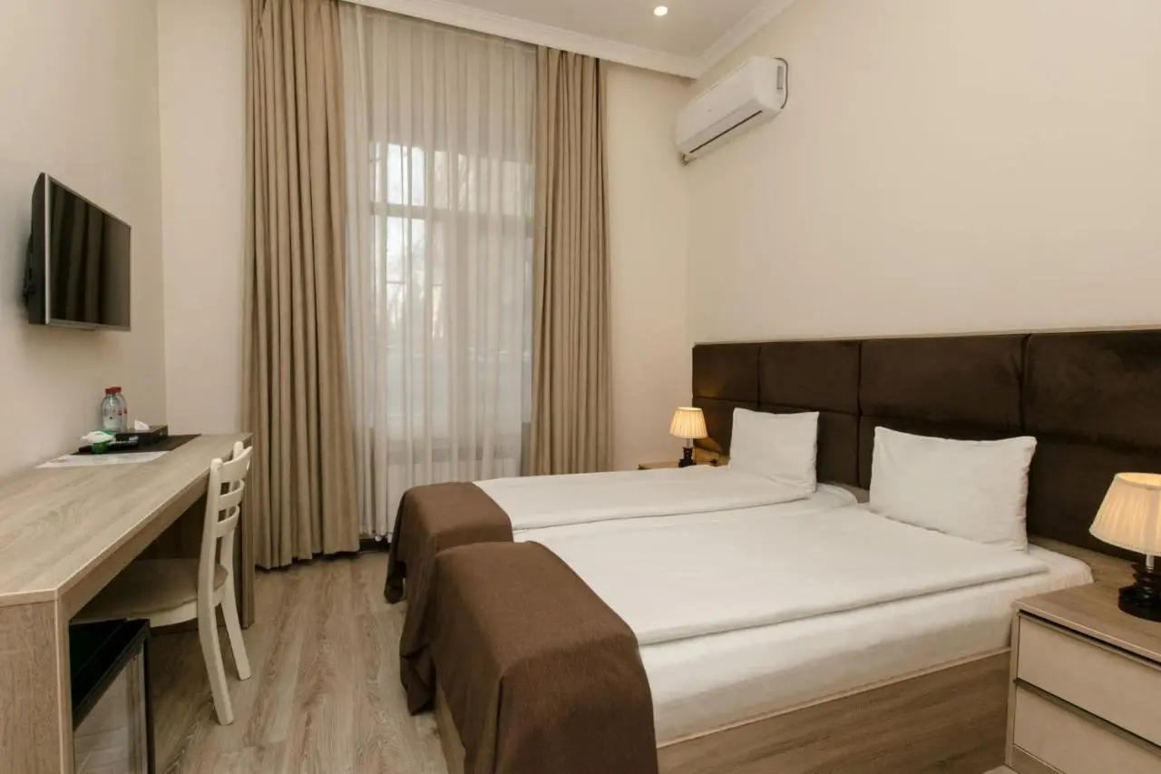 Lux Hotel Baku
