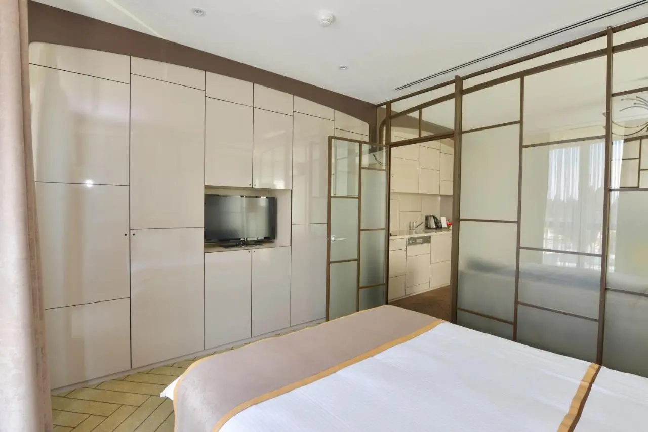 Upsuites Hotel
