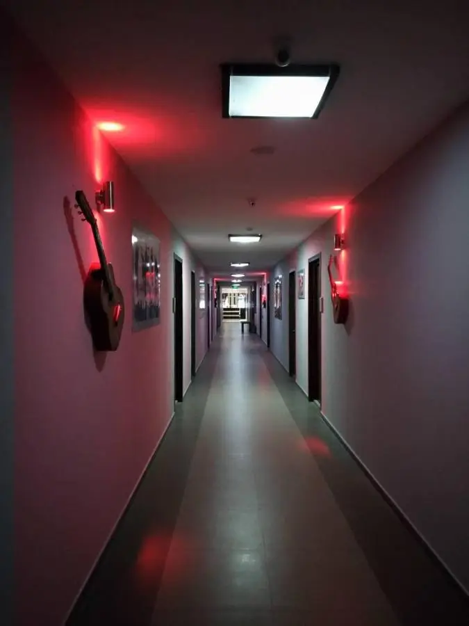 Rock Hotel First Line