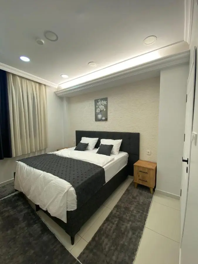 Maya Apartment