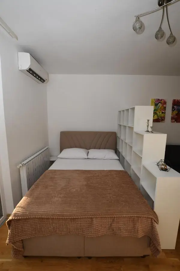 Sky Way Studio Apartment