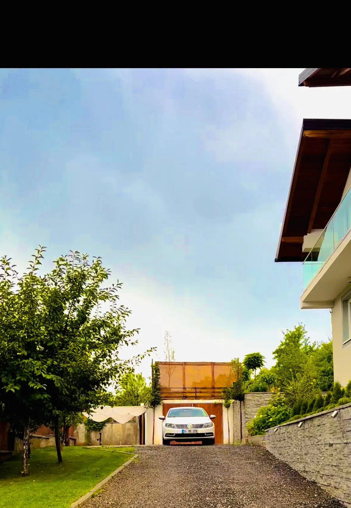 Modern Private Pool Villa · Full Privacy & Garden
