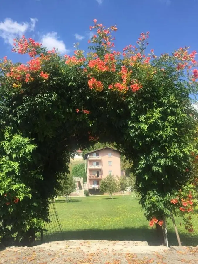 Saraj Guest House