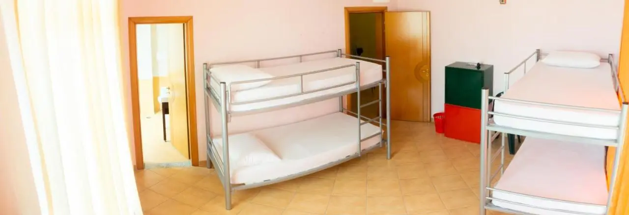 Luckyshine hostel