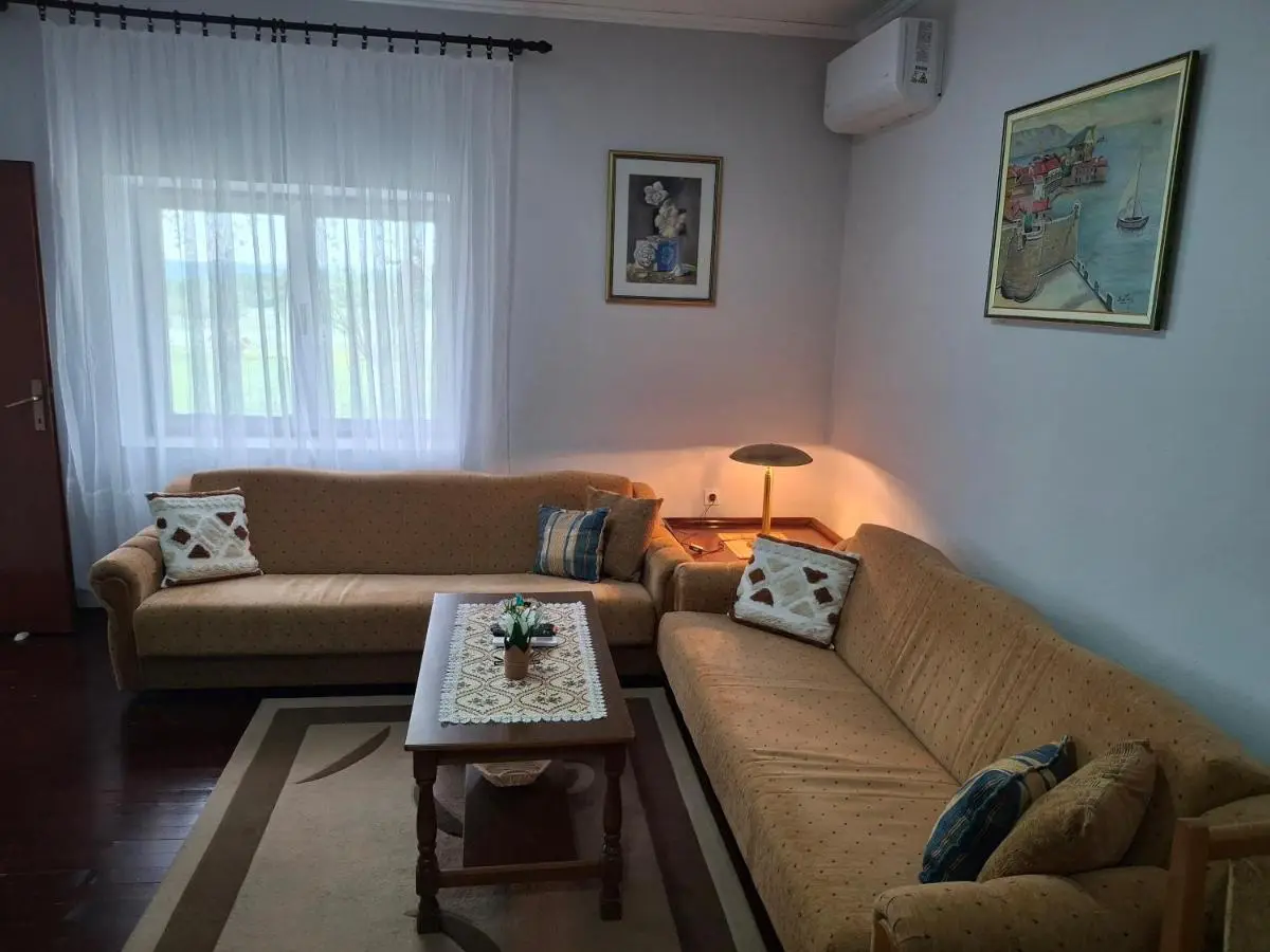 Zavičajna kuća Šakota - Kozice