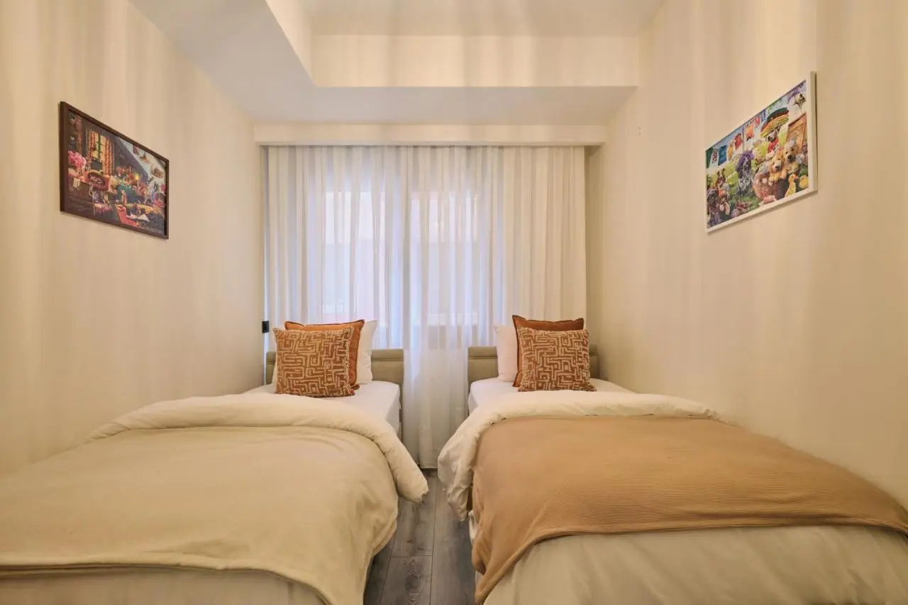 BSY's Stylish 1BR,2BR ,3BR Apartments in Brand New Building