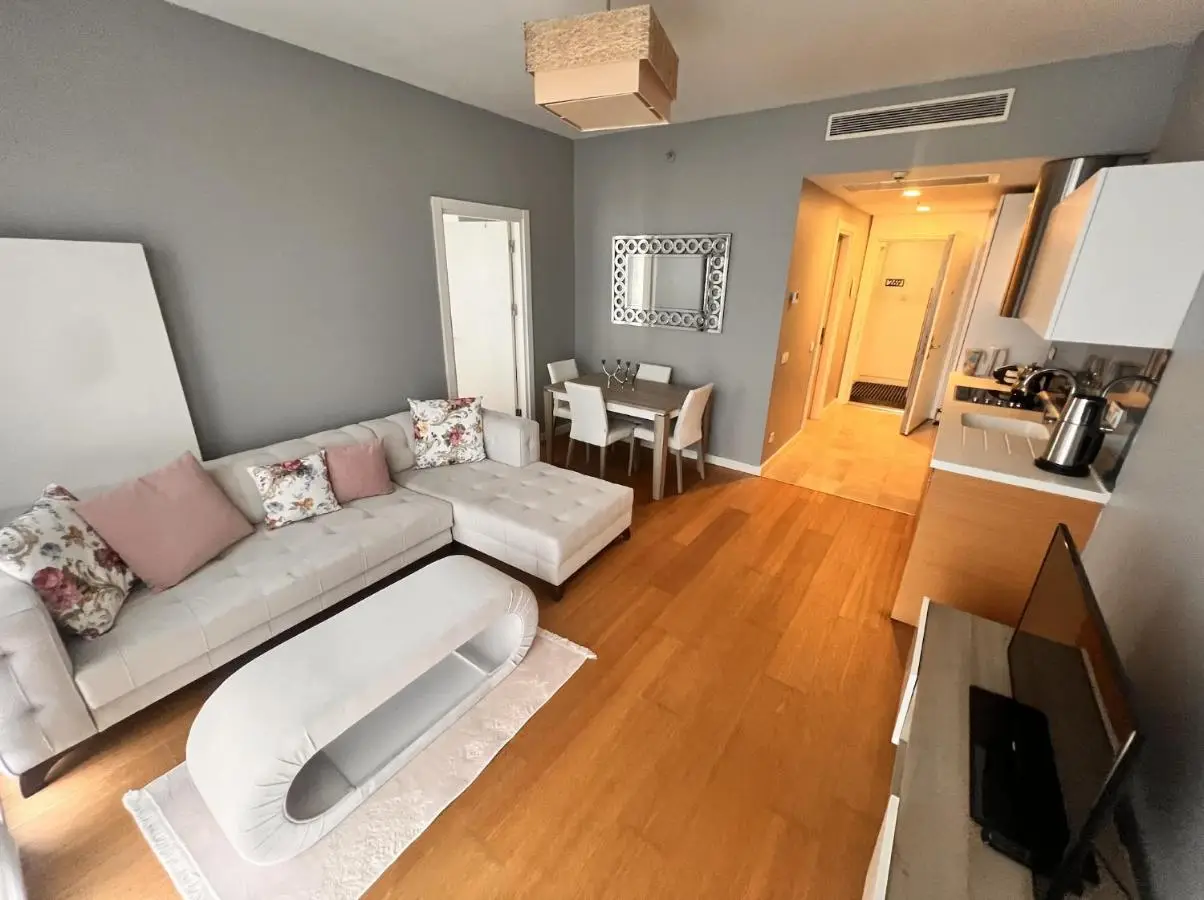 Divan Residence - Güneşli Near Ataköy Metro Station
