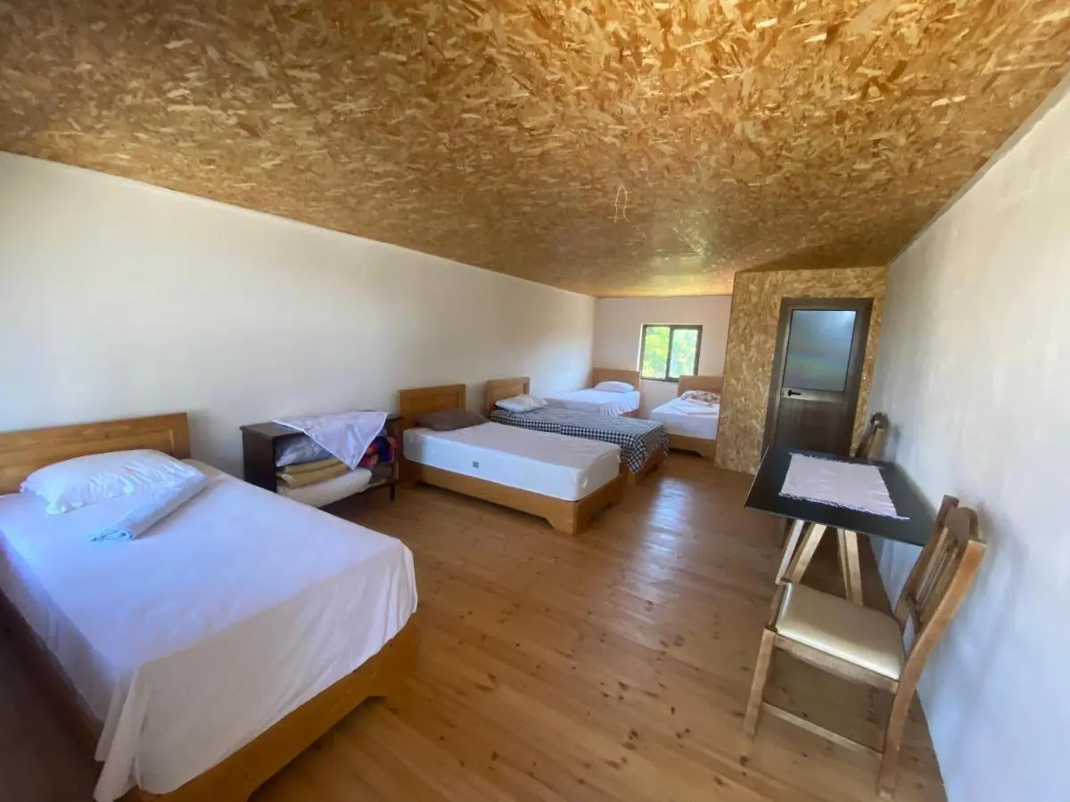 Roza's Guest House Camping Shkoder