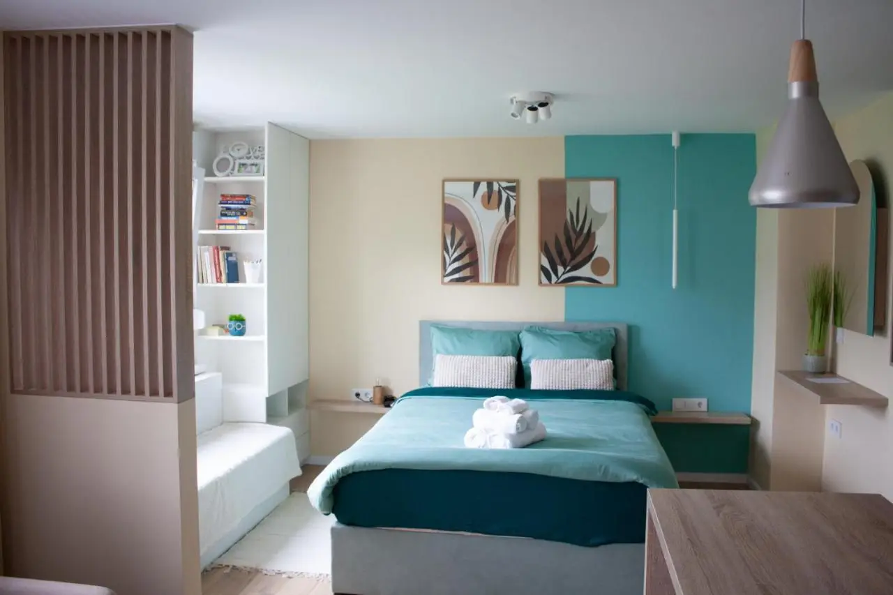 Lovely Studio Apartment Green