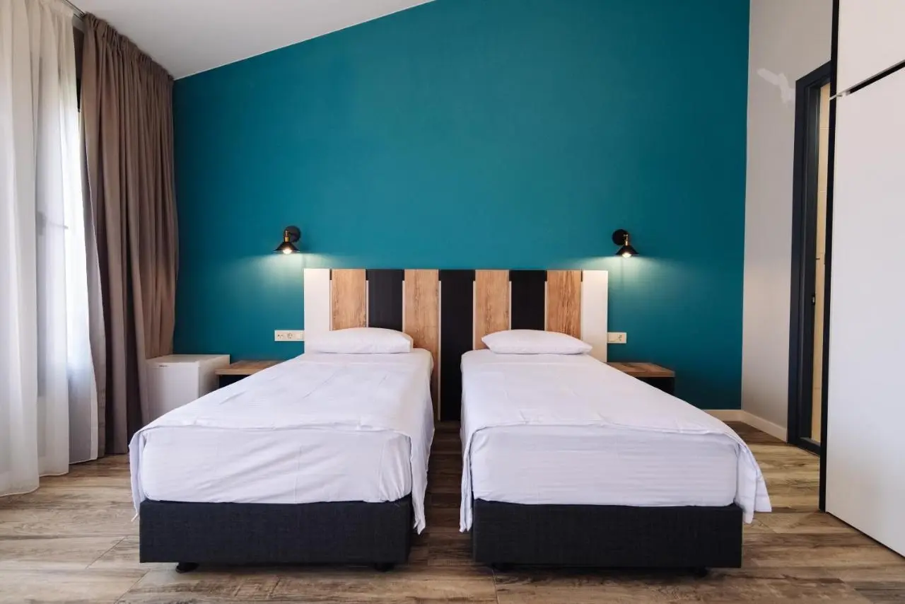 Wine Rock Hotel