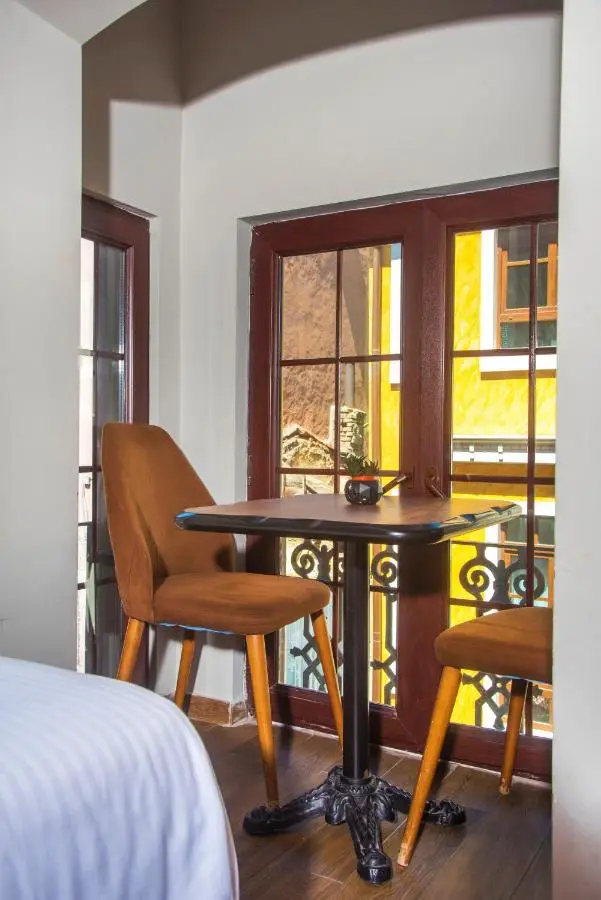Zendy Suite Hotel