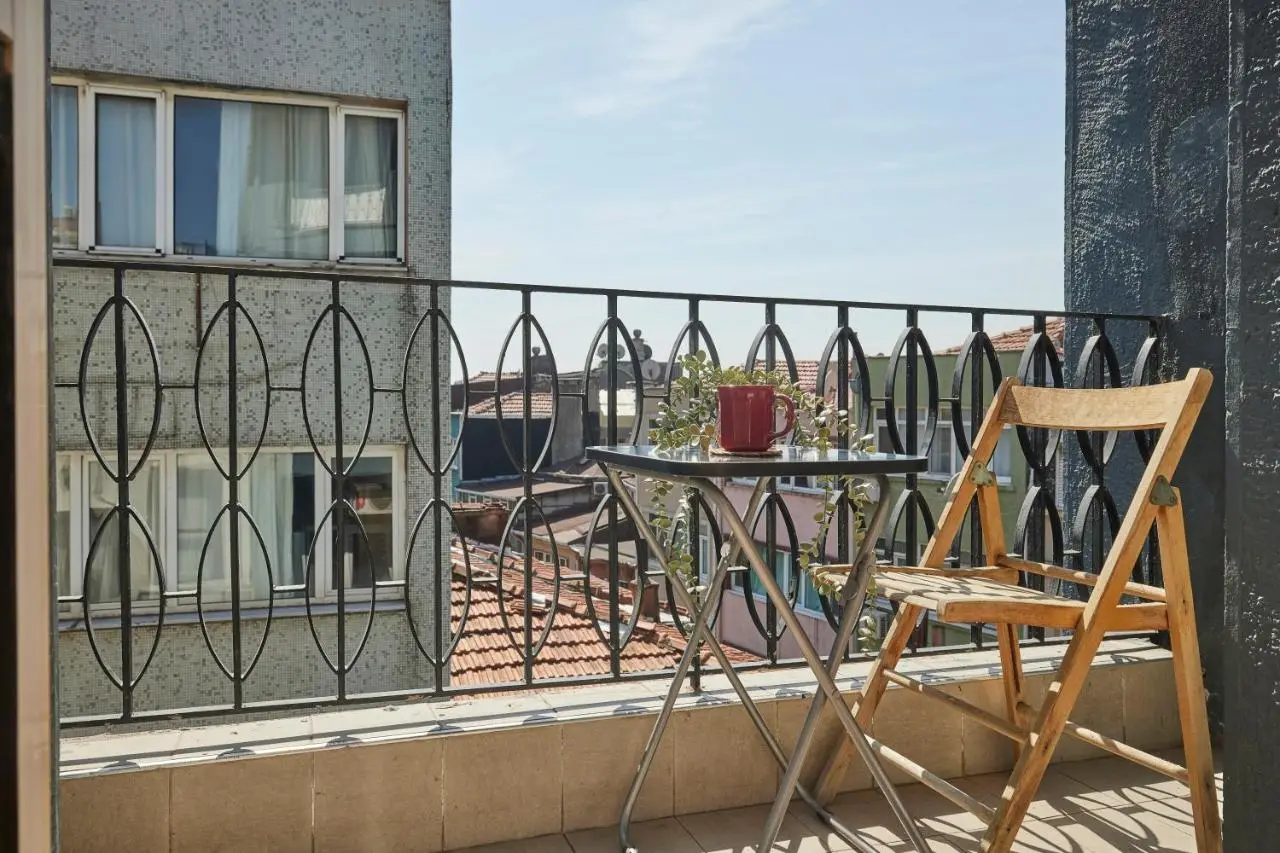 Comfortable 2BR Flat in Nişantaşı Near Metro