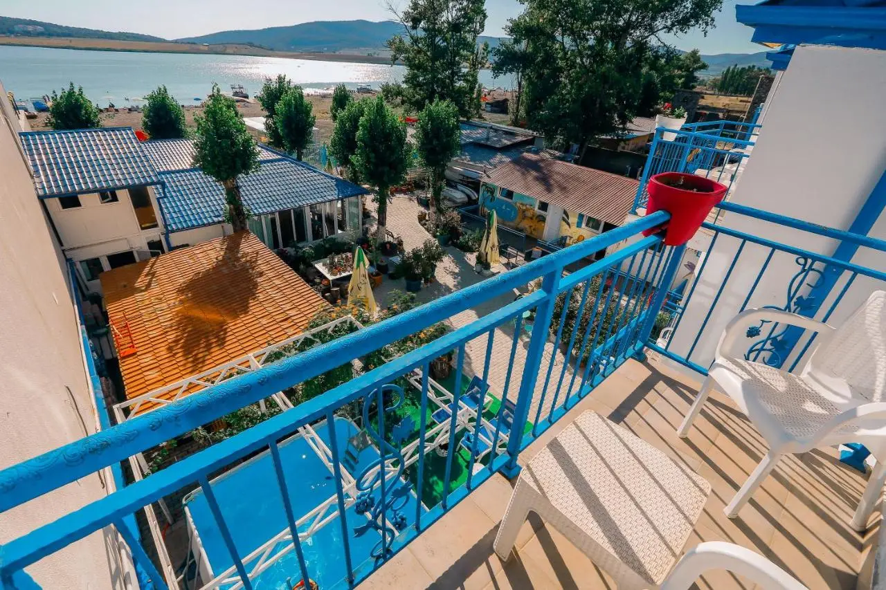 Laguna Boutique Hotel Bazaleti Lake