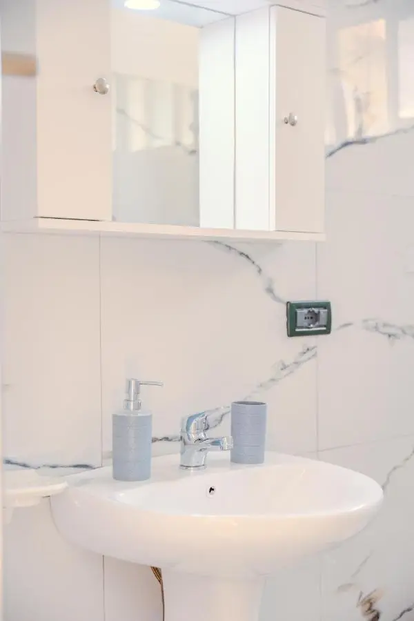 Bejart Apartment 5