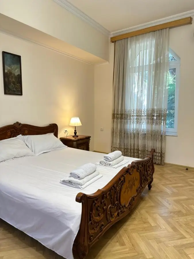 Davit's Apartments 21