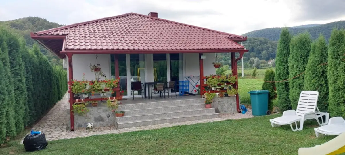 Lamija House