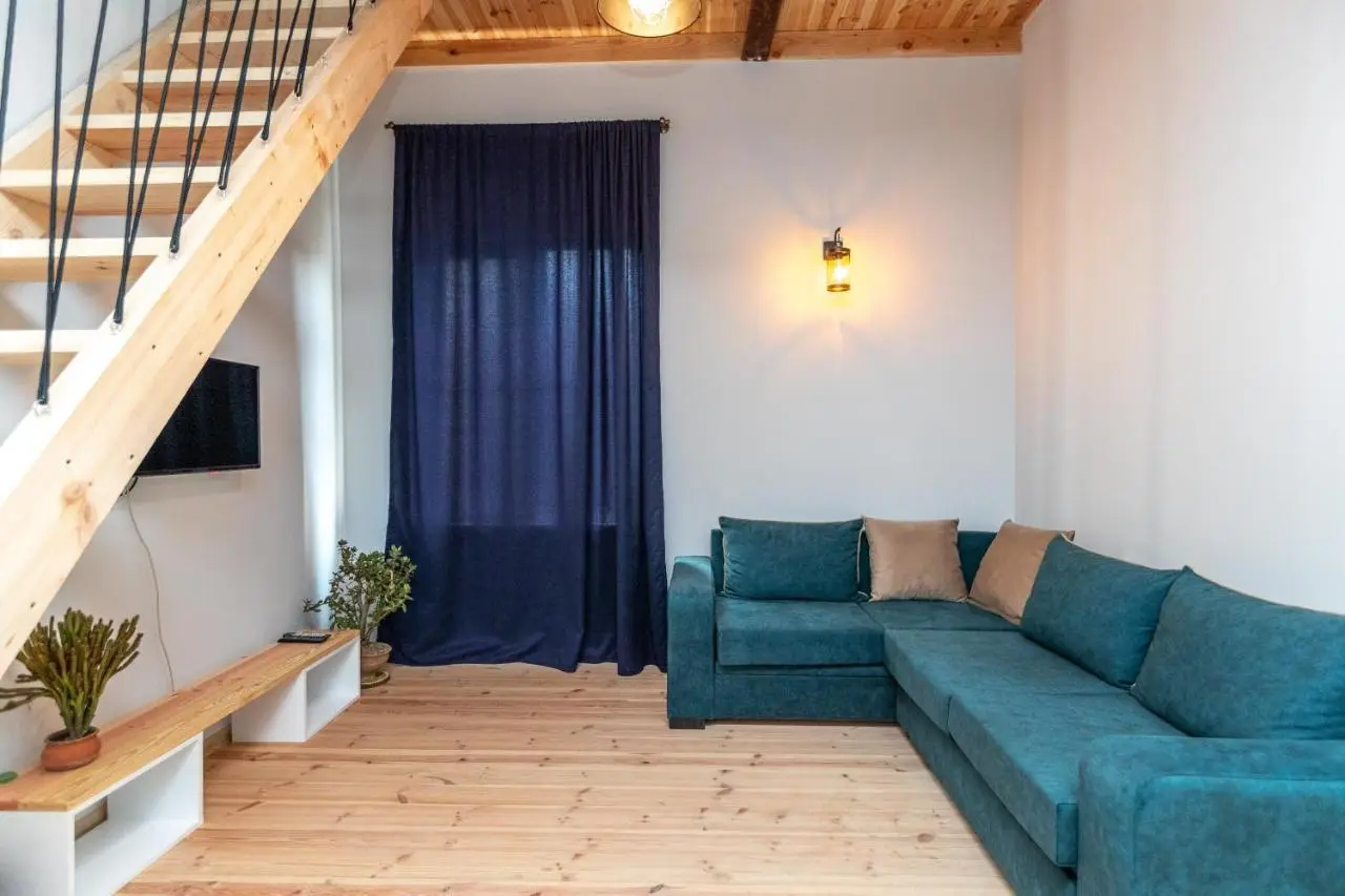 Giorgi's apartment