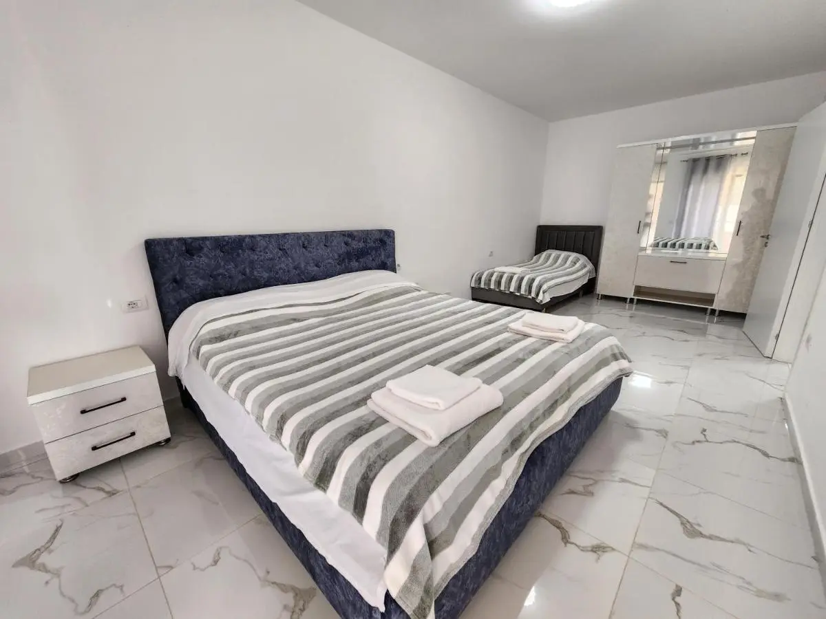Anchor Apartments