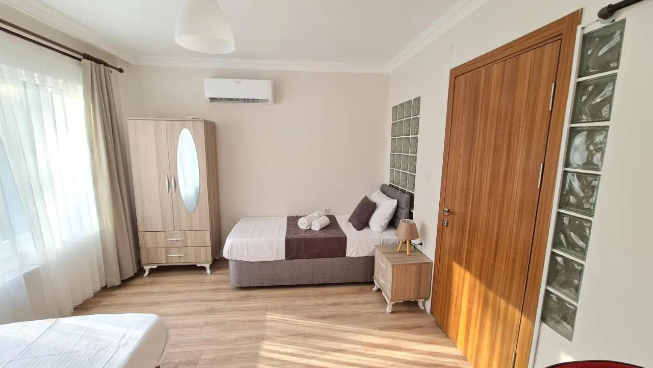 Cozy Spacious near Green Mosque