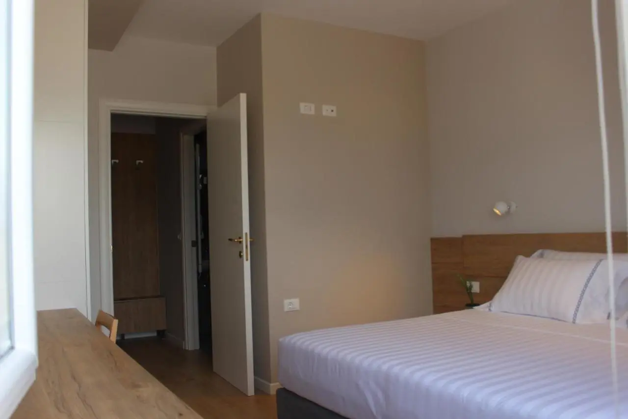 Tirana Terrace Apartments, near the Lake Park