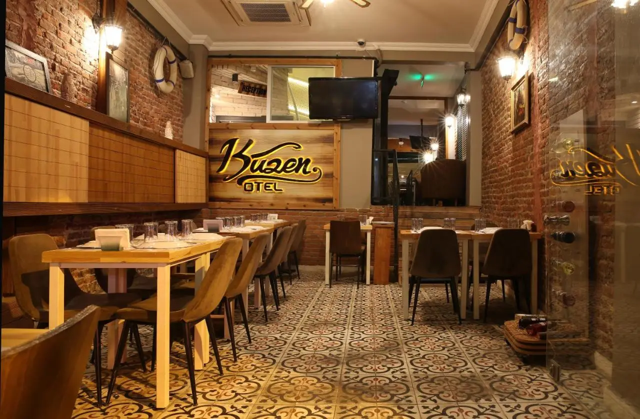 Kuzen Otel