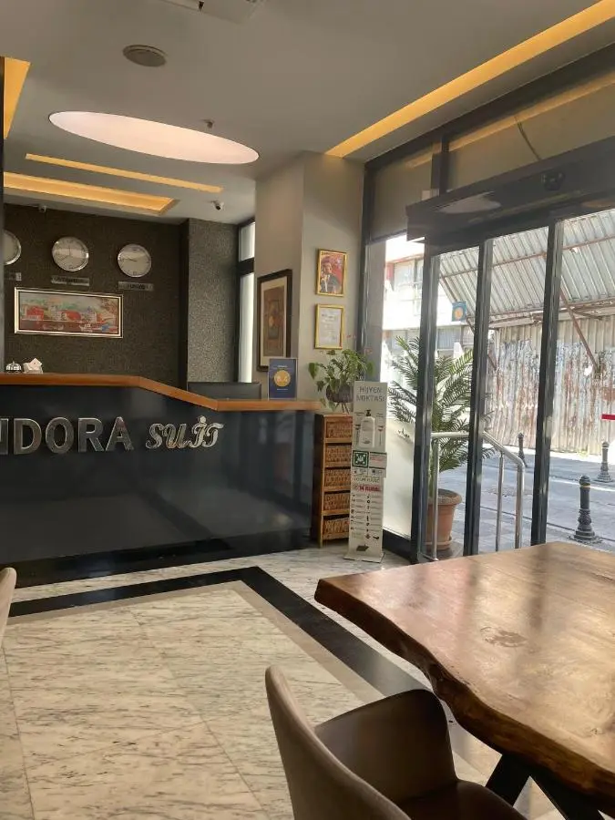 Pandora Hotel