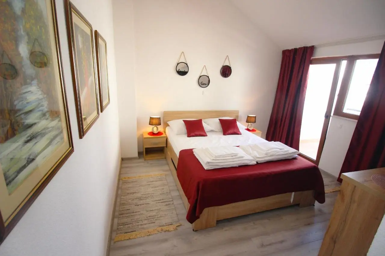 "VILLA DENY" Boutique HOTEL - included "FREE PARKING"