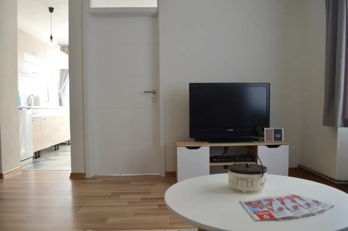 Joyful City Center Apartment (Garage included)