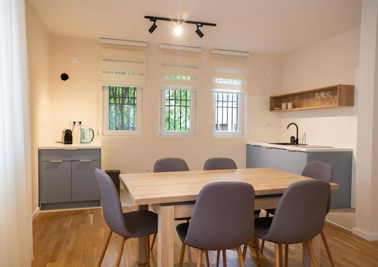 Kaizen's Central Apartments - Free Parking