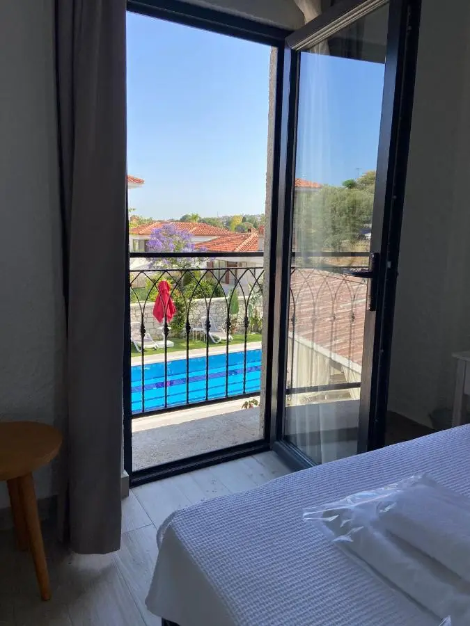 CEMAL ALAÇATI BUTİK HOTEL