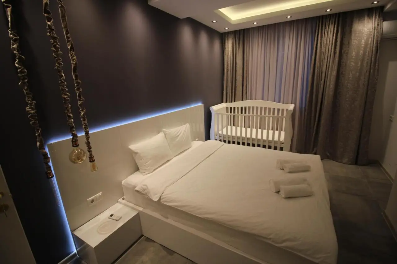 Maxela Apartments
