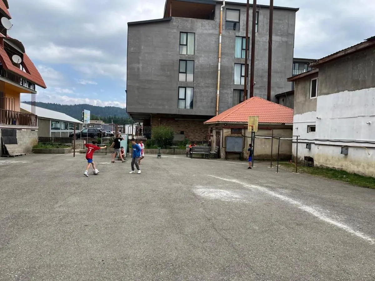 Snow Plaza Apartments 46