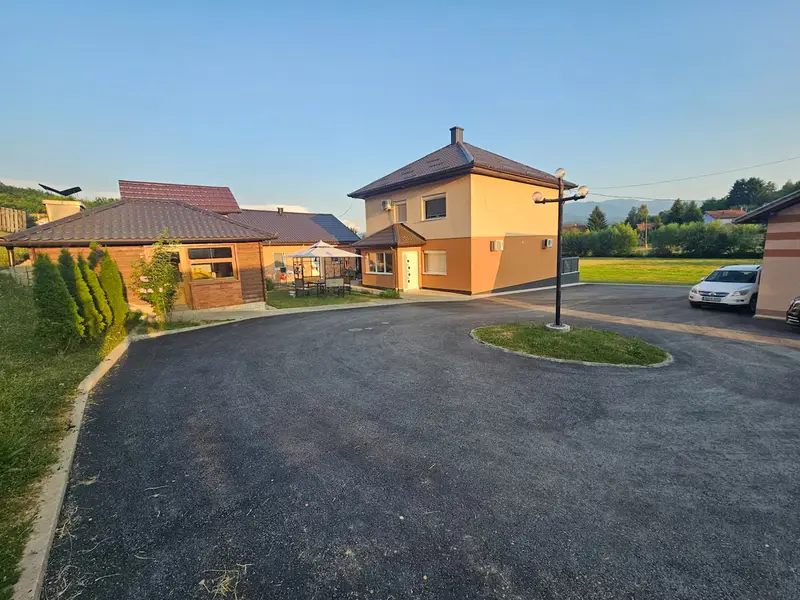 House in a quiet neighborhood with a huge garden