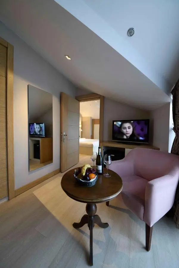 Le Mirage Hotel