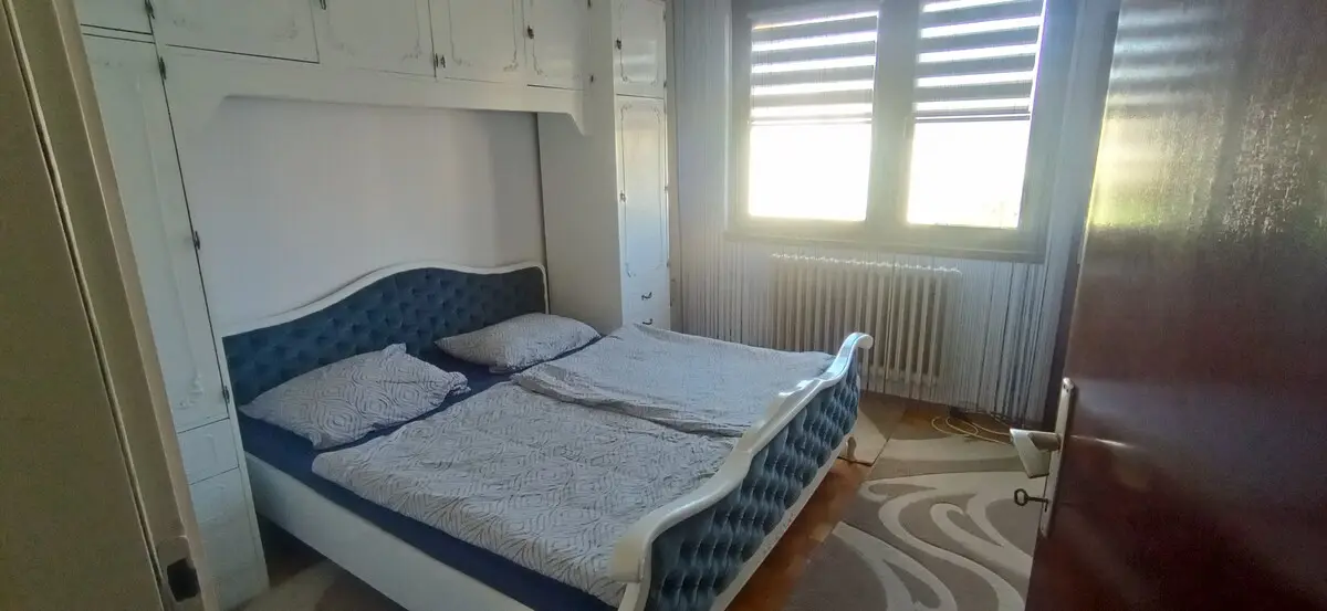 Apartment Dobrinja 2 center near the airport.