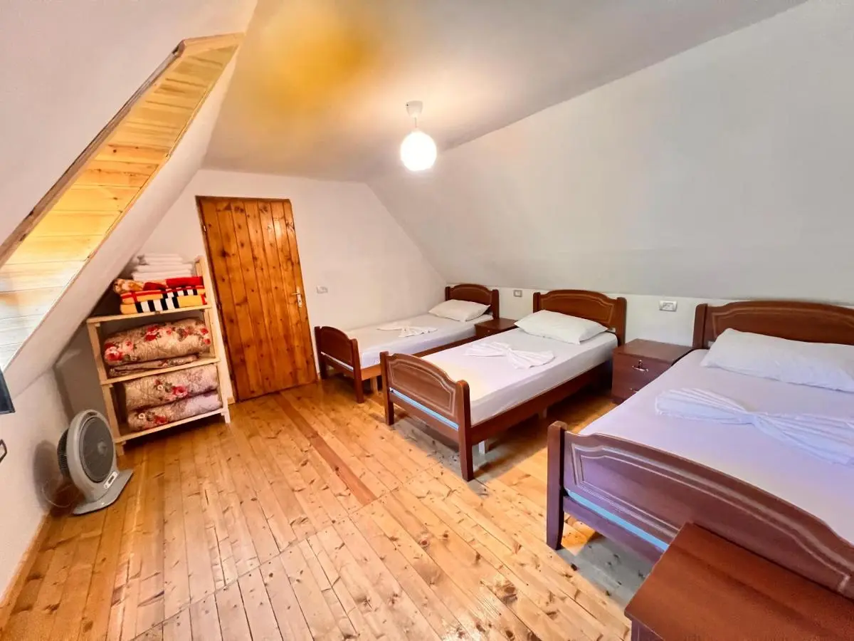 Guest House Gjelaj