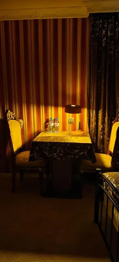 Retro Silent Boutique Hotel