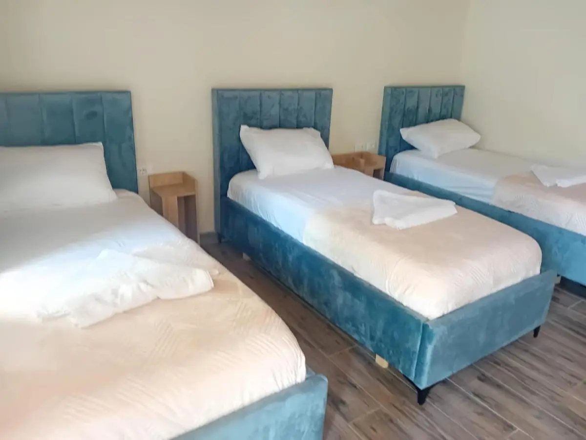 Thethi 360 grade - Camping & Rooms