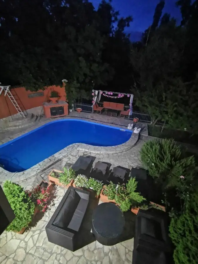 Private Riverside Villa Silvia